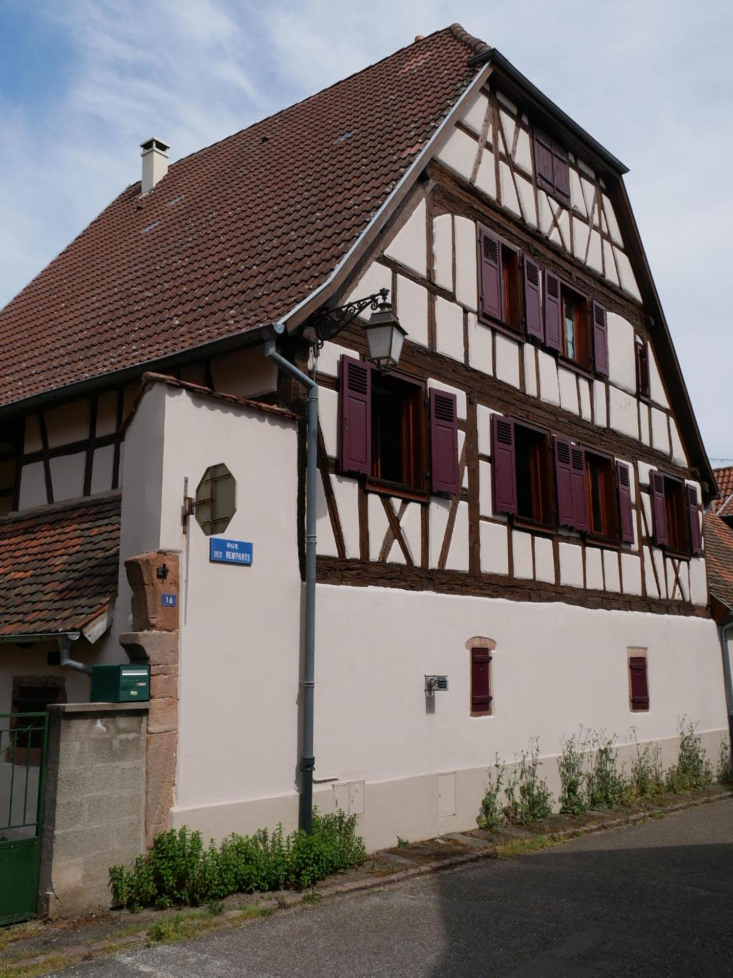 Les Suites - La Cour St Fulrad Saint-Hippolyte  Exterior foto